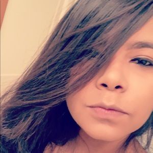 Meet your Posher, Julissa